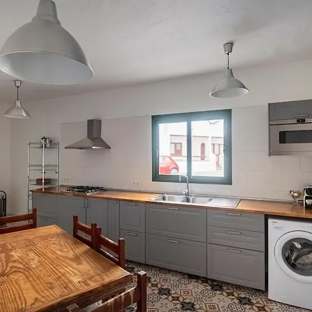 Max House * Teguise (Lanzarote)