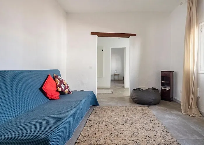 Max House * Тегисе