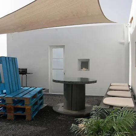 Semesterbostad Max House *